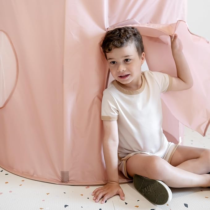 3 Sprouts Kids Play Tent - Sustainable Recycled Fabric β Fun Spacious Childs Playhouse for Indoor Games for Boys & Girls - Durable Fort Pop Up House for Toddlers & Children Age 3-10 - Pink