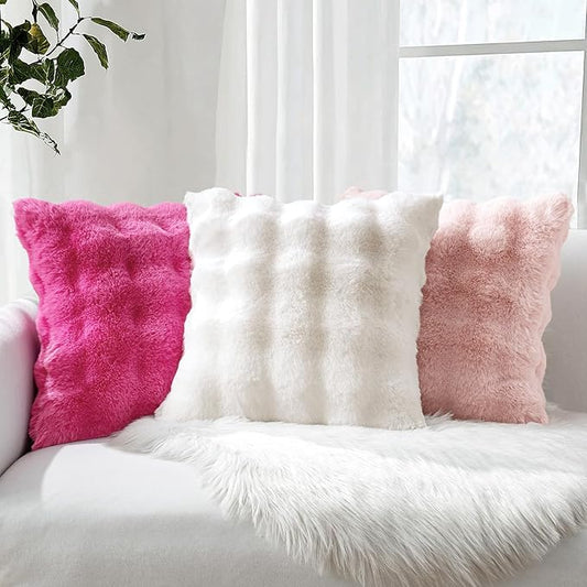 MIULEE Faux Fur Pillow Covers Thick Soft Plush Christmas Throw Pillows Luxury Home Decor for Winter Holiday Couch Bedroom Living Room Sofa,20x20 Inch Pack of 2 White