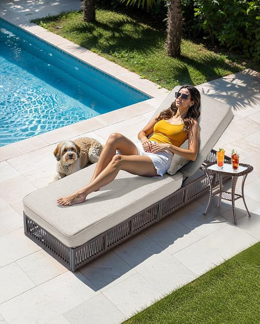 Luxury 2PCS Outdoor Chaise Lounge and Side Table Set with 5 Inch Thick Cushions - High Back Brown Wicker Patio Recliners Chairs Lounger for Poolside Pool Porch Garden Sunbathing - Beige