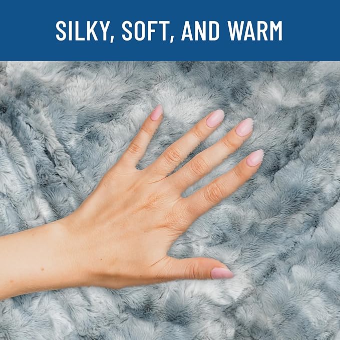 Everlasting Comfort Soft & Comfortable Arctic Blue Faux Fur Throw Blanket for Couch - (50"x65") Minky & Fluffy Fall Blankets & Throws, Plush Fuzzy Cover for Bed, Sofa & Living Room - Cozy Home Decor