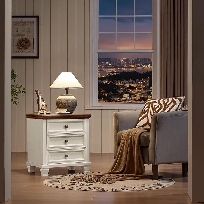 Farmhouse Nightstand with 3 Drawers, Rustic Couch End Table with 4 Square Solid Wood Legs, Mid-Century Modern Bed Side Table with Storage, Small Dresser for Bedroom, Living Room, White