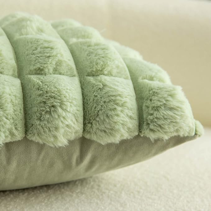 Neelvin Green Faux Fur Cozy Soft Plaid Decorative Throw Pillow Covers 22x22 inch Set of 2,Velvet Pillowcase Cushion Case for Sofa Couch