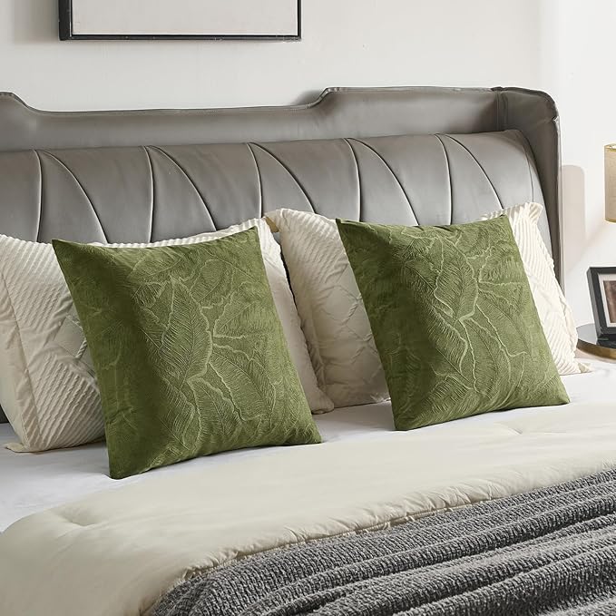 FUTEI Moss Green Velvet Throw Pillow Covers 18x18 Inch Set of 2,Soft Embossed Leaf-Relief Textured Cushion Cases,Natural Home Decor for Couch Living Room
