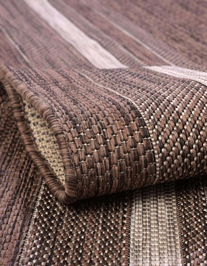 Unique Loom Outdoor Border Collection Area Rug - Soft Border (5' 3" Round Brown/Ivory)