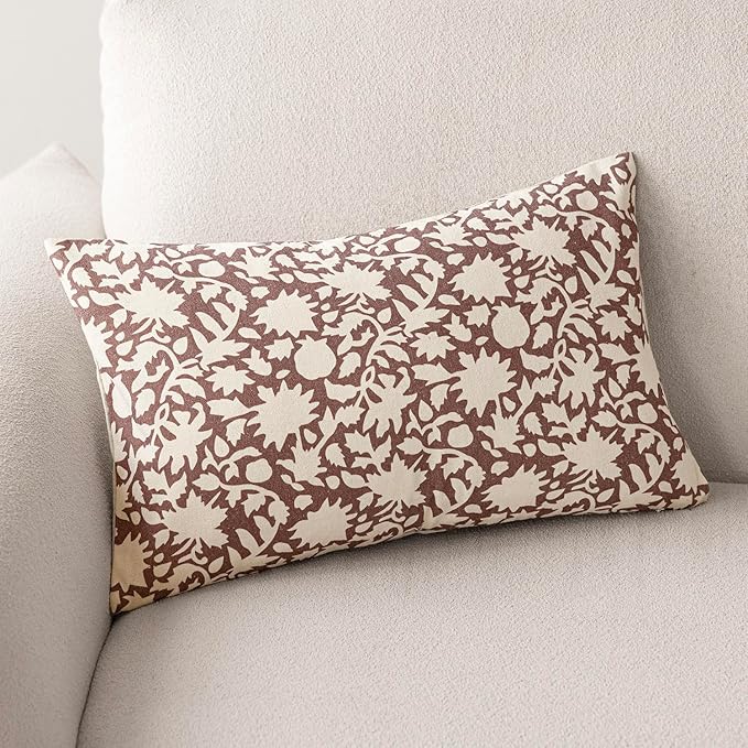 Foindtower Set of 2 Decorative Neutral Floral Throw Pillow Covers Accent Farmhouse Cushion Covers Boho Lumbar Pillowcase for Couch Sofa Bedroom Living Room Home Decor,12×20 Inch,Wine Red