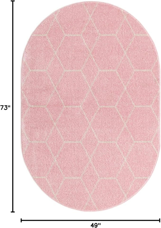 Unique Loom Trellis Frieze Collection Area Rug - Geometric (4' x 6' Oval, Light Pink/ Ivory)