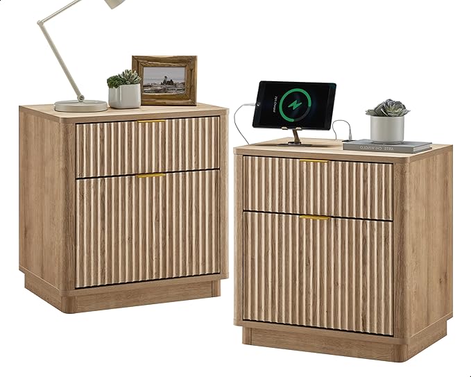 T4TREAM 23'' Fluted Nightstand Set of 2 with Charging Station, Large 2 Drawer Bedside Table, Modern End Table with Storage, Mid Century Night Stand for Bedroom Living Room, Curved Profile, Natural Oak