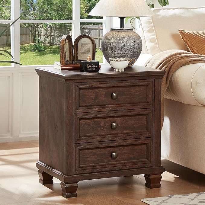 Farmhouse Nightstand with 3 Drawers, Rustic Couch End Table with 4 Square Solid Wood Legs, Mid-Century Modern Bed Side Table with Storage, Small Dresser for Bedroom, Living Room, Walnut