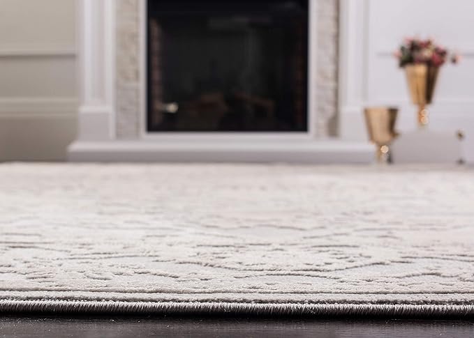SAFAVIEH Reflection Collection Area Rug - 6'7" Square, Light Grey & Cream, Non-Shedding & Easy Cleaning, Ideal for Living Room, Bedroom (RFT665C)