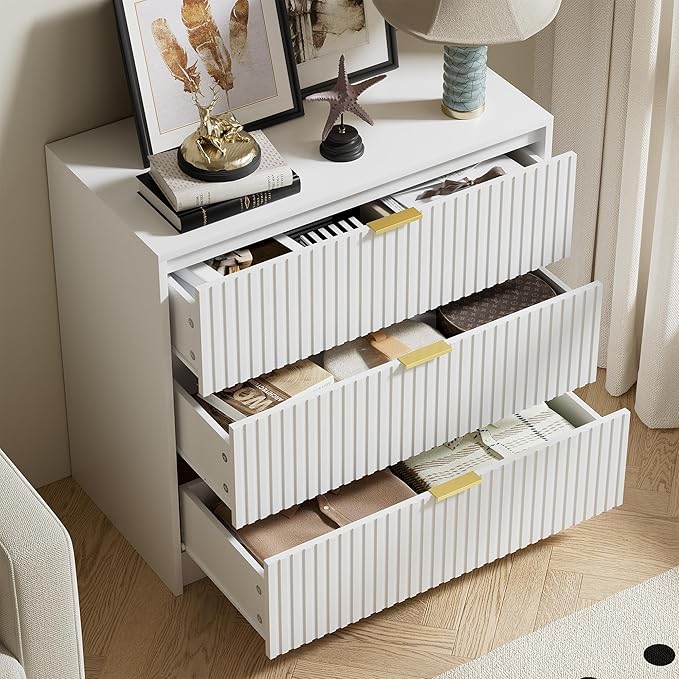 White Dresser for Bedroom, Modern Dresser with 3 Drawers and Smooth Slides, Wide Chest of Drawers with Golden Handles for Bedroom, Living Room, Closet, 15.7" D x 31.5" W x 29.6" H