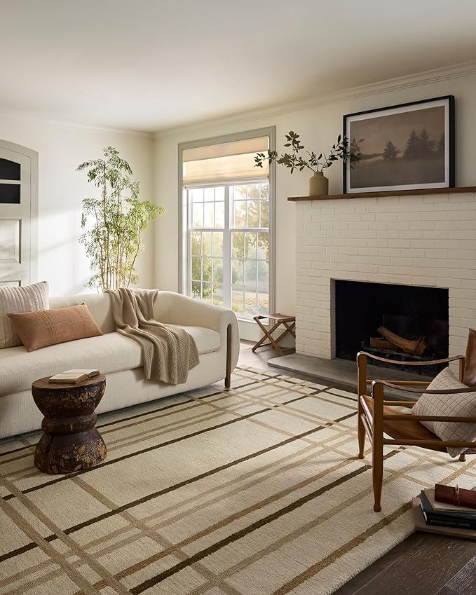 Loloi Magnolia Home by Joanna Gaines Waylon Collection WAY-01 Natural/Bark 2'-6" x 9'-9" Runner Rug