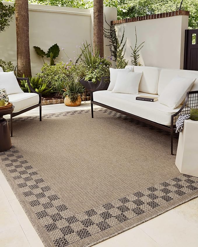 Loloi Chris Loves Julia Providence Collection PRC-01 Natural/Charcoal 6'-3" x 9'-2", .12" Pile Height, Indoor/Outdoor Area Rug