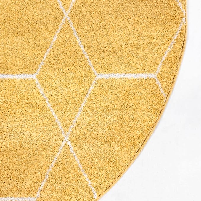 Unique Loom Trellis Frieze Collection Area Rug - Geometric (3' x 5' Oval, Yellow/ Ivory)