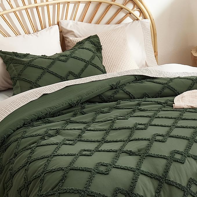 Bedsure Boho Comforter Set King - Olive Green Tufted King Size Comforter, 3 Pieces Farmhouse Shabby Chic Embroidery Bed Set, Soft Fluffy Geometric Pattern Bedding for All Seasons
