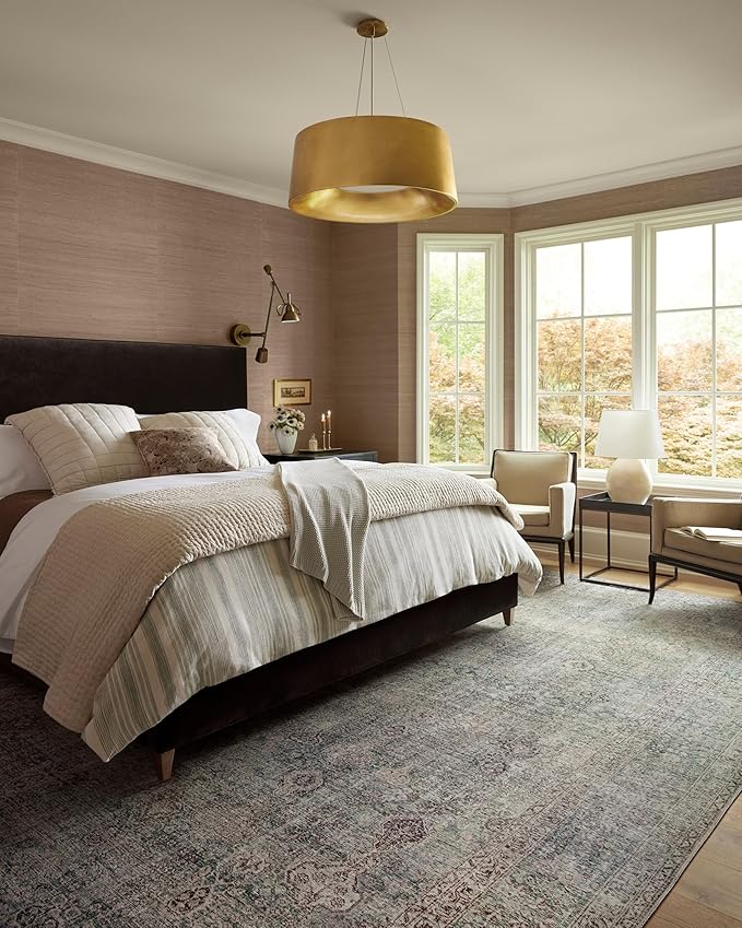 Loloi Chris Loves Julia Jules Collection JUL-08 Emerald/Antique Ivory 3'-6'' x 5'-6'', .13" Pile Height, Accent Rug