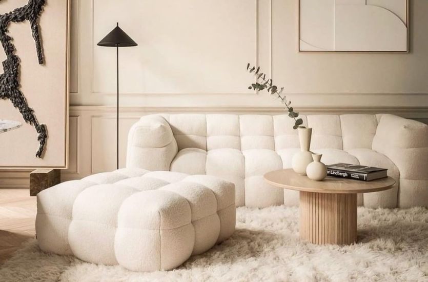 Sofas & Seating