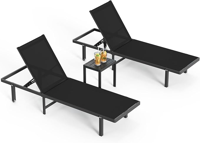 Pool Lounge Chairs Set of 3 (2 Loungers + 1 Side Table)，Outdoor Lounge Chairs with Wheels and 5-Position Recliner, Aluminum Patio Lounge Chair for Poolside, Deck (Black)