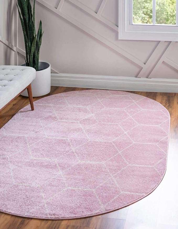 Unique Loom Trellis Frieze Collection Area Rug - Geometric (7' 10" x 10' Oval, Light Pink/ Ivory)