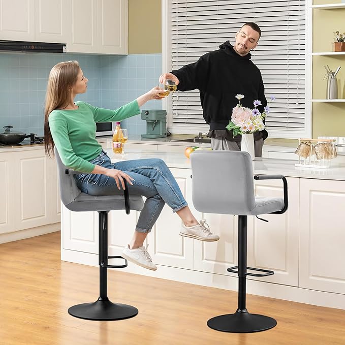 Furniliving Swivel Bar Stools Set of 4, Adjustable Kitchen Counter Height BarStools with Arms, Velvet Upholstered Bar Chair with Back and Footrest for Dining Room, Kitchen, Pub, Bar (Grey)