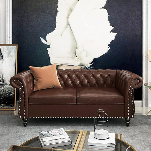 Chesterfield Loveseat Sofa, Modern 2 Seater Couch Leather Small Love Seat Sofa with Rolled Arms and Nailhead, Mid Century Modern Loveseat for Small Spaces Living Room Bedroom Apartment, Brown