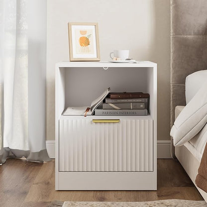 3-Piece Modern Bedroom Furniture Set, Wide 7-Drawer Dresser & 1-Drawer Nightstands Set of 2, Natural Wood Dresser and Nightstand Sets for Bedroom,Hallway, White