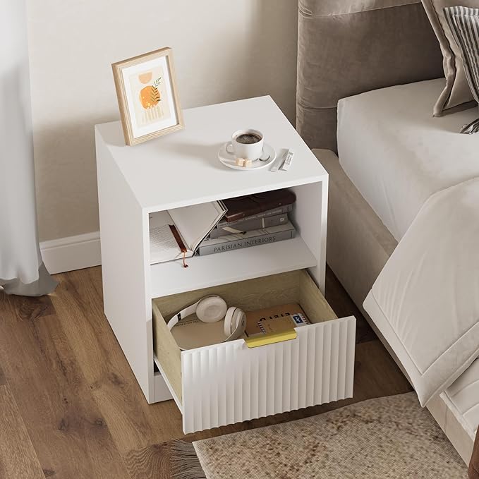 3-Piece Modern Bedroom Furniture Set, Wide 9-Drawer Dresser & 1-Drawer Nightstands Set of 2, Natural Wood Dresser and Nightstand Sets for Bedroom, Hallway, White