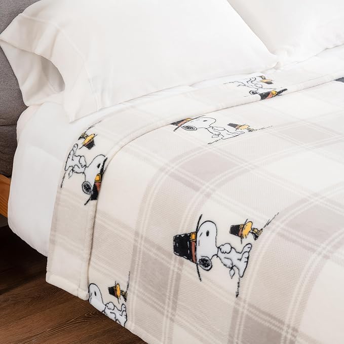 Berkshire Blanket Peanuts® VelvetLoft® Cute Character Snoopy Plush Blanket,Lakeside Plaid Harvest Snoopy and Woodstock Grey,Full/Queen 90 in x 90 in (Official Peanuts® Product)