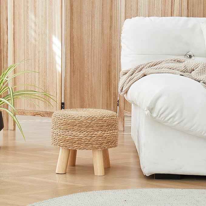 Round Ottoman Natural Seagrass Footstool, Round Footstool with 4 Wood Legs, Hand Woven Round Footstool Sofa Stool, Multifunctional Modern Dressing Stool, Sofa Side Table for Bedroom (Nature)