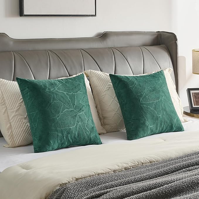 FUTEI Christmas Dark Green Velvet Throw Pillow Covers 20x20 Inch Set of 2,Soft Embossed Leaf-Relief Textured Cushion Cases,Natural Home Decor for Couch Living Room