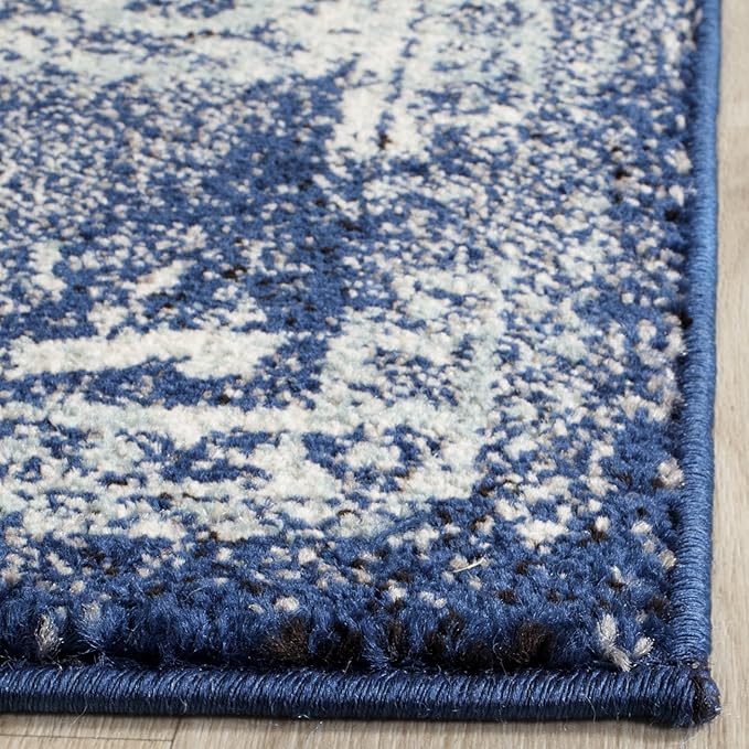 SAFAVIEH Evoke Collection Area Rug - 5'3" Square, Navy & Ivory, Distressed Design, Non-Shedding & Easy to Clean, Ideal for Living Room, Bedroom, Dining Space (EVK256A)