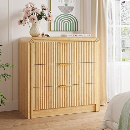 Fluted 3 Drawer Dresser, 31.8'' Tall Dresser for Bedroom, Modern Wood Chest of Drawers with Round Edge & Metal Handle, Large Nightstand with 3 Drawers for Living Room, Hallway, Entryway (Natural Oak)