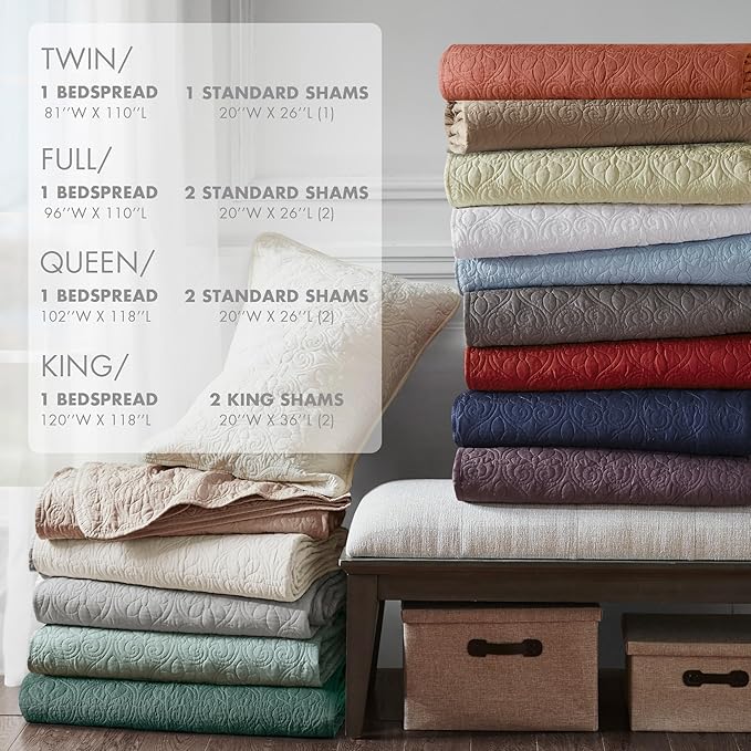 Madison Park Quebec Queen Size Quilt Bedding Set - White , Damask – 3 Piece Bedding Quilt Coverlets – Ultra Soft Microfiber Bed Quilts Quilted Coverlet