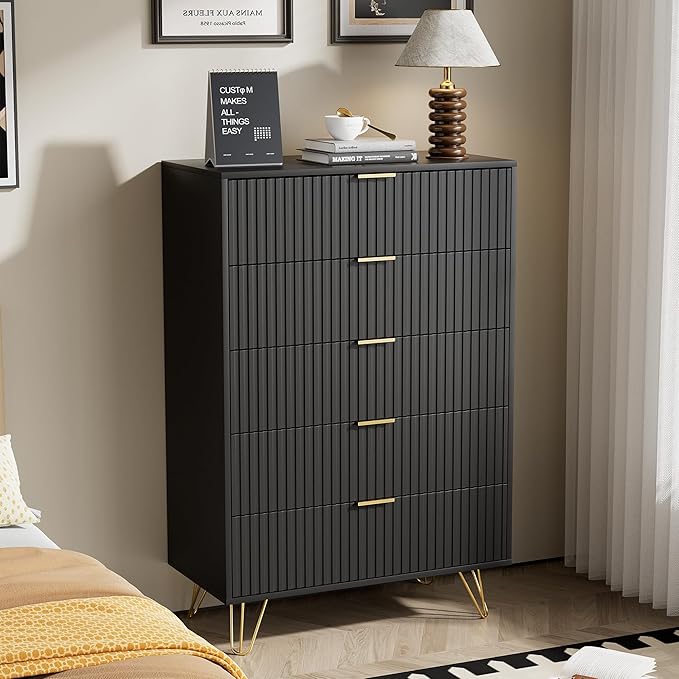 Black Dresser for Bedroom, Fluted Modern Dresser with Gold Pulls and 5 Drawers, 15.7" D x 31.5" W x 47.2" H