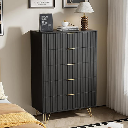 Black Dresser for Bedroom, Fluted Modern Dresser with Gold Pulls and 5 Drawers, 15.7" D x 31.5" W x 47.2" H