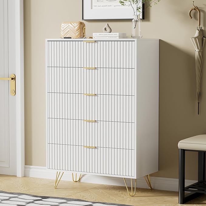 White Dresser for Bedroom, Fluted Modern Dresser with Gold Pulls and 5 Drawers, 15.7" D x 31.5" W x 47.2" H