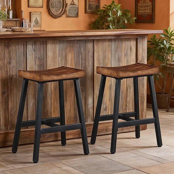 OUllUO Bar Stools Set of 4, Backless Saddle Barstools, 25" Counter Height Bar Stools, Solid Wood Counter Stools with Metal Frame, 521P-BBWD4