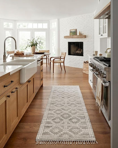 Loloi Angela Rose Rivers Collection RIV-02 Lagoon/Ivory 5'-0" x 7'-6" Reversible Area Rug