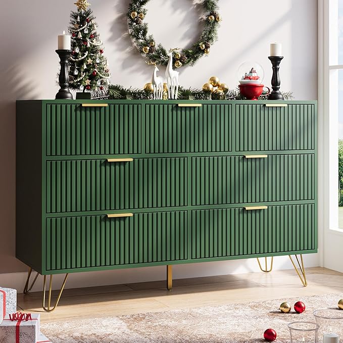 Green Dresser for Bedroom, 7 Drawer Dresser with Gold Pulls, Wide Chest of Drawers for Bedroom, Entryway, 47.2" L x 15.7" D x 31.4" H