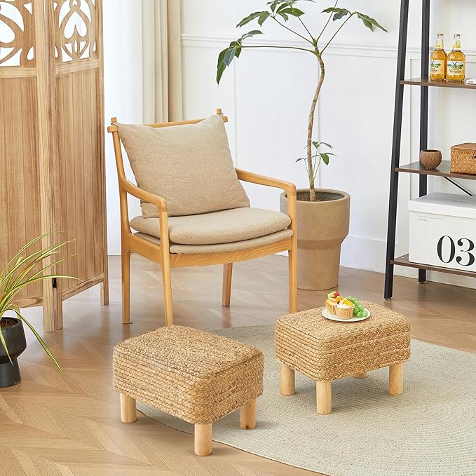 Ottoman Foot Stool Rectangular Footrest Natural Seagrass Footstool with Wooden Legs Hand Weave Multifunctional Modern Dressing Stool, Sofa Side Table for Bedroom for Living Room (Nature)