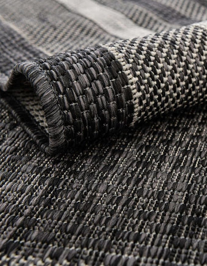 Unique Loom Outdoor Border Collection Area Rug - Soft Border (10' Round Black/Ivory)