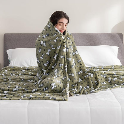 Berkshire Blanket Peanuts® VelvetLoft® Cute Character Snoopy Plush Blanket,Loden Green,Full/Queen 90 in x 90 in (Official Peanuts® Product)