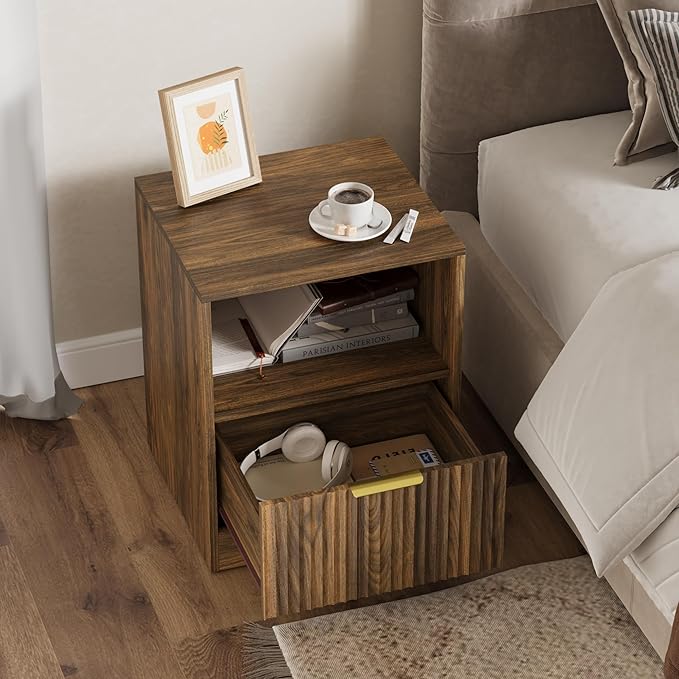 3-Piece Modern Bedroom Furniture Set, Wide 9-Drawer Dresser & 1-Drawer Nightstands Set of 2, Natural Wood Dresser and Nightstand Sets for Bedroom, Hallway, Walnut
