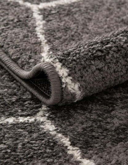 Unique Loom Trellis Frieze Collection Area Rug - Geometric (3' 1" x 6' 1" Hearth Dark Gray/Ivory)
