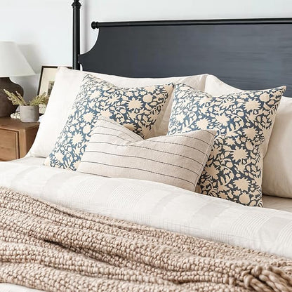 Foindtower Set of 2 Decorative Neutral Floral Throw Pillow Covers Accent Farmhouse Cushion Covers Boho Vintage Pillowcase for Couch Sofa Bedroom Living Room Home Decor,18×18 Inch,Dusty Blue