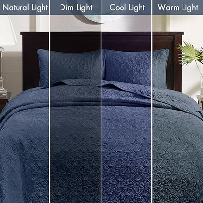 Madison Park Quebec King Size Quilt Bedding Set - Navy , Damask – 3 Piece Bedding Quilt Coverlets – Ultra Soft Microfiber Bed Quilts Quilted Coverlet