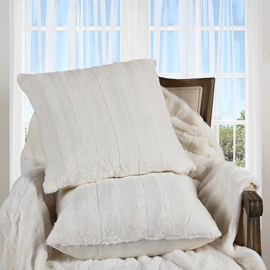 Cheer Collection Faux Fur Throw Pillows - Decorative Pillows for Couch, Bed Throw Pillows, White Accent Pillows for Bedroom or Living Room Aesthetic, Set of 2 Furry Throw Pillows, 20" x 20"