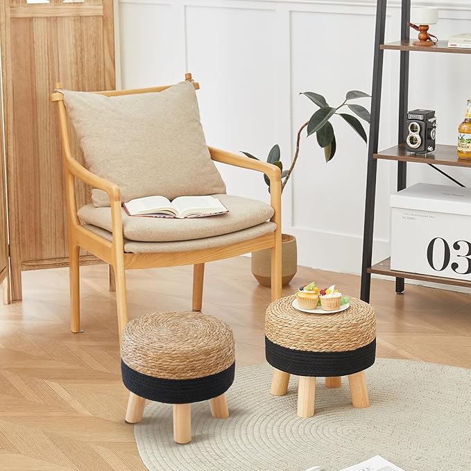 Round Ottoman Natural Seagrass Footstool, Foot Stool with 4 Wood Legs, Hand Woven Round Footstool, Sofa Stool, Multifunctional Modern Dressing Stool, Sofa Side Table for Bedroom (Black)