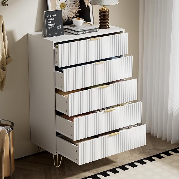White Dresser for Bedroom, Fluted Modern Dresser with Gold Pulls and 5 Drawers, 15.7" D x 31.5" W x 47.2" H