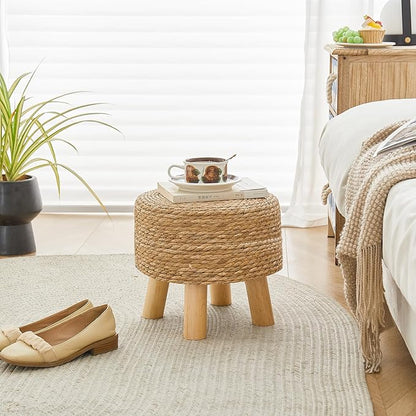 Round Ottoman Natural Seagrass Footstool, Round Footstool with 4 Wood Legs, Hand Woven Round Footstool Sofa Stool, Multifunctional Modern Dressing Stool, Sofa Side Table for Bedroom (Nature)