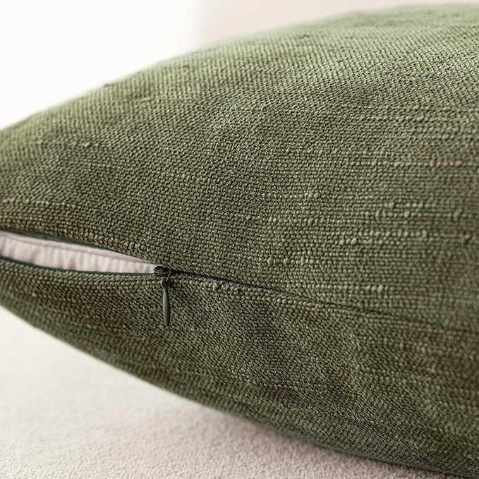 Foindtower Pack of 2 Soft Textured Chenille Throw Decorative Pillow Covers Square Accent Solid Cushion Cover Cozy Neutral Farmhouse Pillow Case for Couch Sofa Bedroom Living Room 16x16 Inch,Dark Green